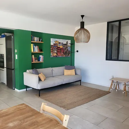 Jolie Maison Moderne, Au Calme, A 10 Minutes Des Plages