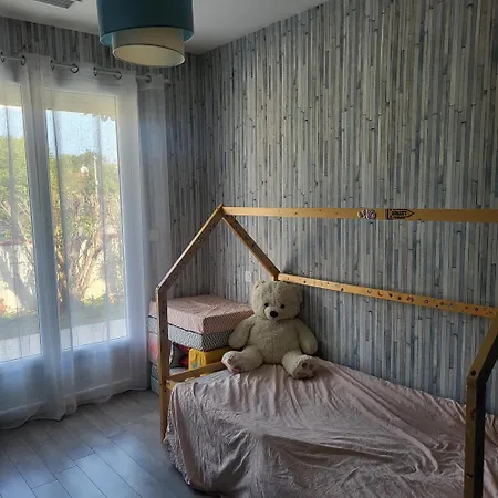 Prázdninový dům Jolie Maison Moderne, Au Calme, A 10 Minutes Des Plages